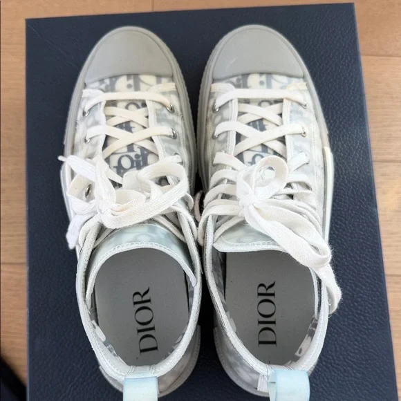 Dior B23 oblique High-Top Sneakers in White Blue and Gray - Picture 9 of 11